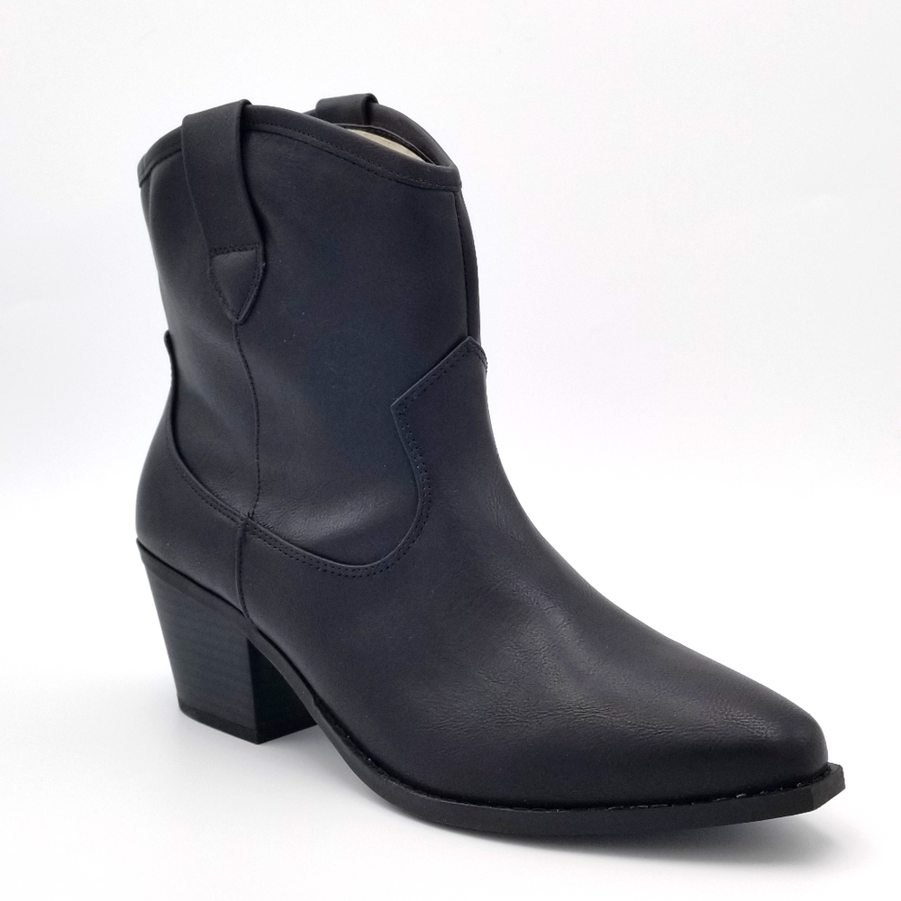 Faux Leather Short Pull On Western boots
